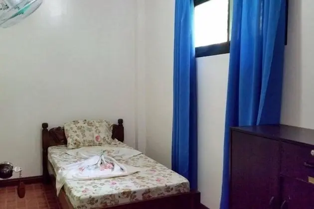 Whitehouse Travel inn Sm Tabinay - Oda