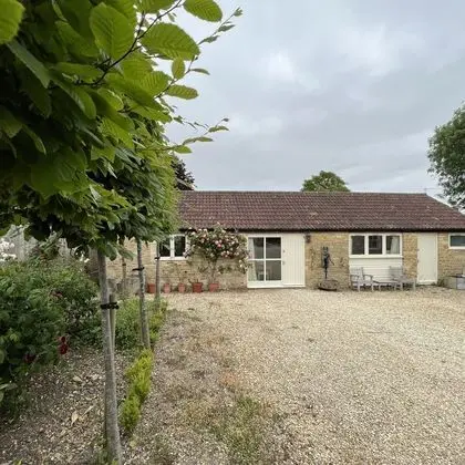 Whitley Coach House - Öne Çıkan Resim