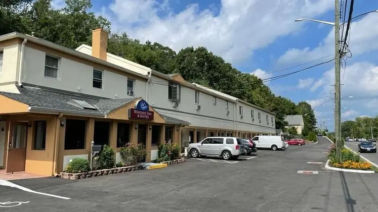 WHITNEY INN SUITES - Öne Çıkan Resim