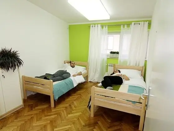 Whole Wide World Hostel & Bar - Oda