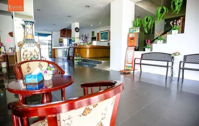 Wiangwalee Hotel - Lobi