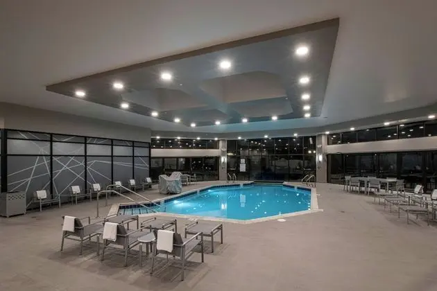 Wichita Marriott - Havuz