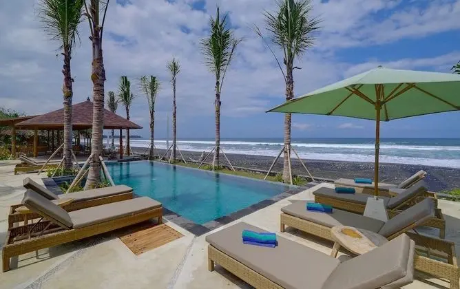 Wide Sands Beach Retreat