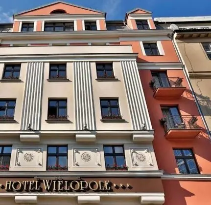 Hotel Wielopole - Dış Mekan