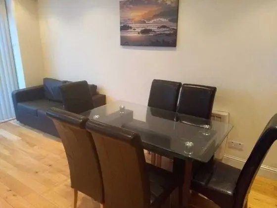 Wild Atlantic Way Apartments Salthill - Oda Düzeni