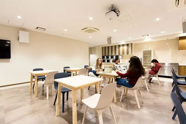 Wild Cherry Blossom Hostel Tokyo Koganei - Lobi