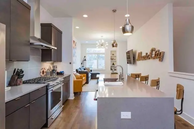 Wild Horse by Avantstay Gorgeous Nashville Townhouse w/ Rooftop Patio & Outdoor Kitchen - İç Mekan