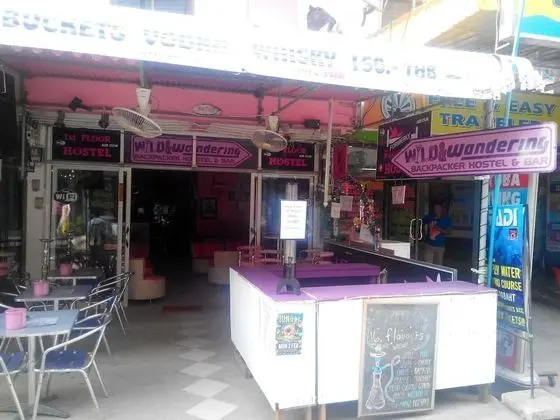 Wild & Wandering Backpacker & Bar - Yerinde Yemek