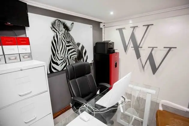 Wilderness Waters Boutique Suites - Lobi