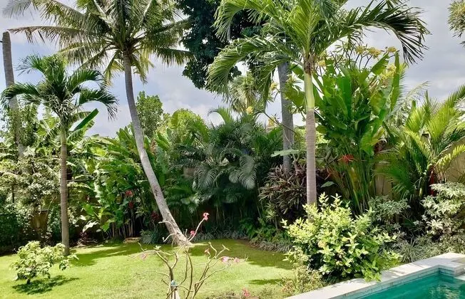 Villa Wildflower Canggu - Dış Mekan