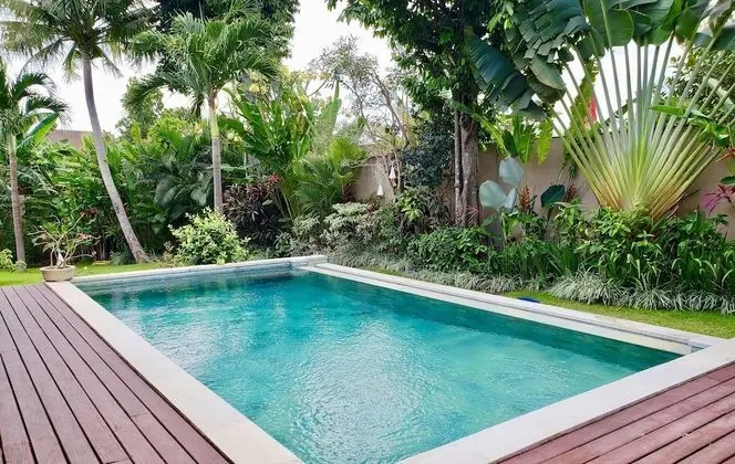 Villa Wildflower Canggu - Havuz