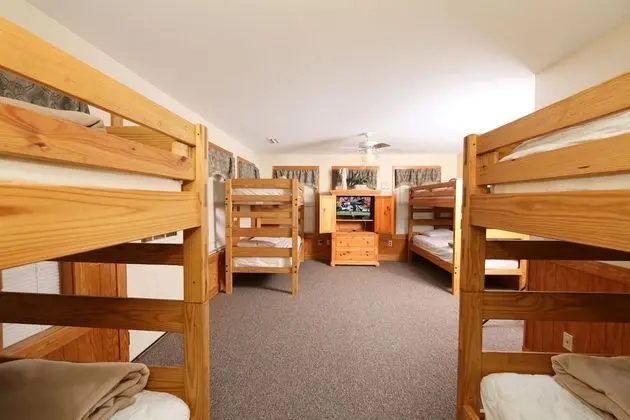 Wildwood Falls 4 - Two Bedroom Chalet - Oda