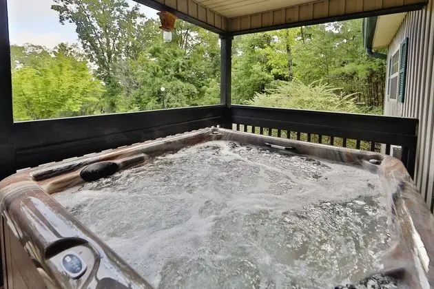 Wildwood Falls 4 - Two Bedroom Chalet - Spa