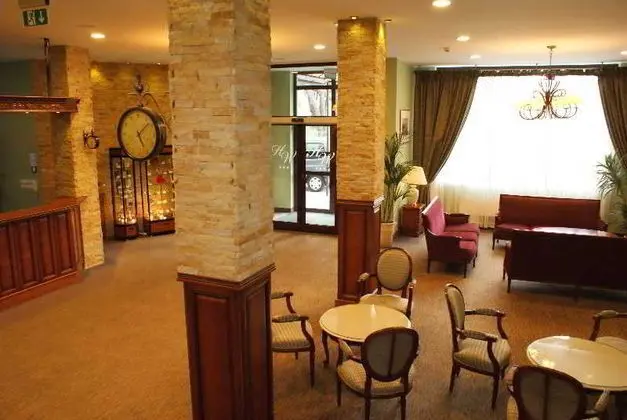 Wilga By Katowice Airport - Lobi