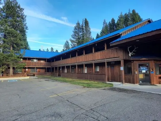 Willamette Pass Inn - 1