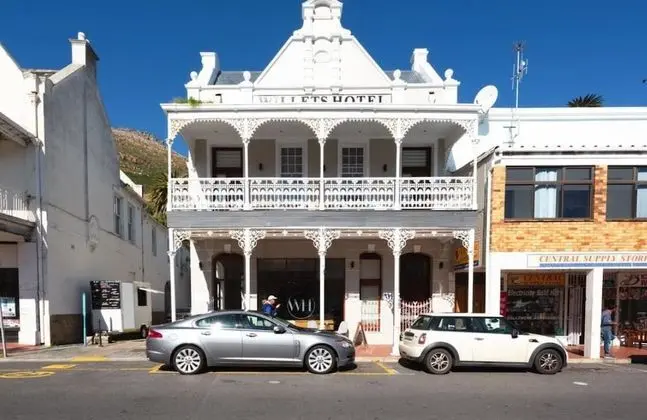 Willets Hotel