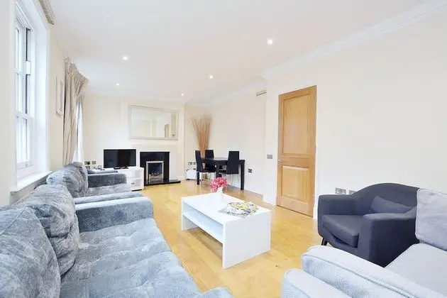 William Mews Townhouse - Öne Çıkan Resim