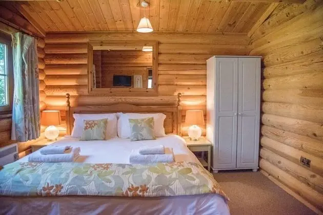 Willow Lodge With Hot Tub, Kingfishers - İç Mekan