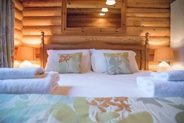 Willow Lodge With Hot Tub, Kingfishers - İç Mekan