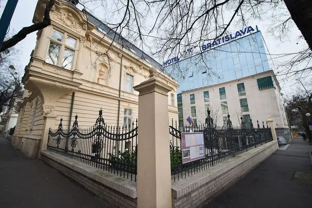 Wilson Palace - Dış Mekan