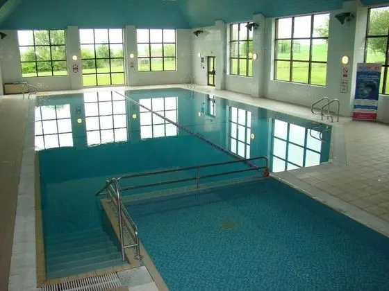 The Wiltshire Hotel, Golf and Leisure Resort - Havuz