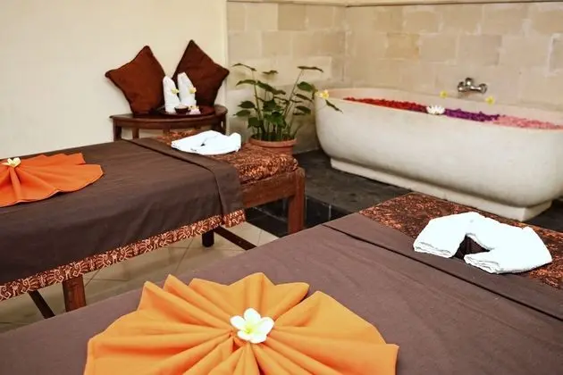 Wina Holiday Villa - Spa