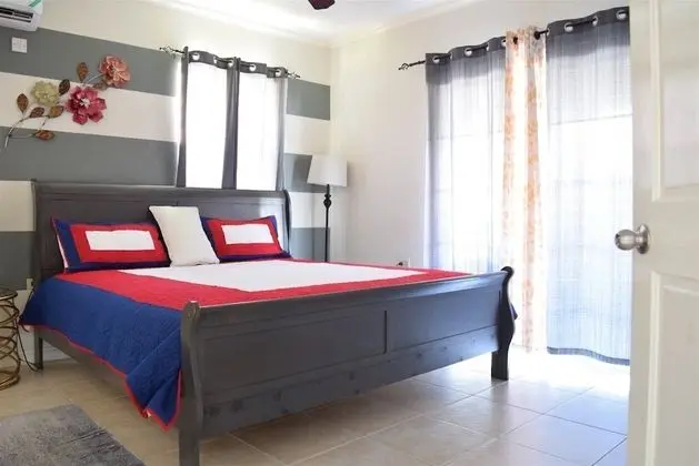 Winchester 11A by Pro Homes Jamaica - Oda