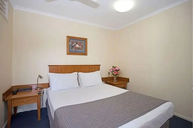 Windmill Motel & Reception Centre