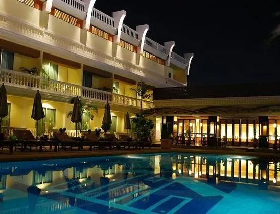 Windmill Resort Hotel