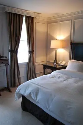 Windsor Arms Hotel - Oda