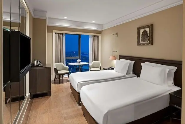 Windsor Hotel & Convention Center - Oda