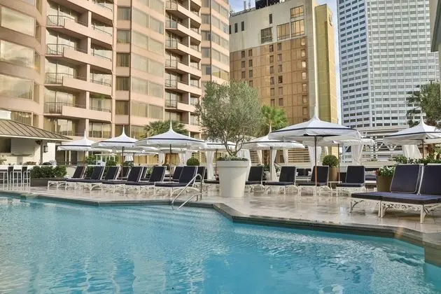 Windsor Court - Öne Çıkan Resim