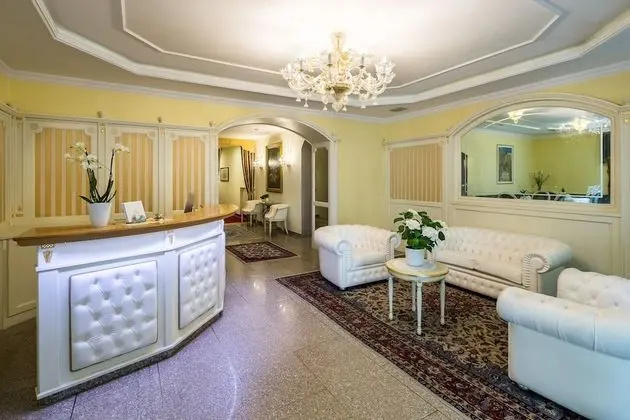Windsor Merano Hotel & Suites - Lobi