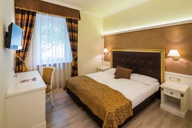 Windsor Merano Hotel & Suites - Oda