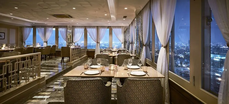 Windsor Plaza Hotel Saigon - Yeme / İçme