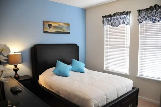 Windsor At Westside #2 - 8 Bed 6 Baths Villa - Oda