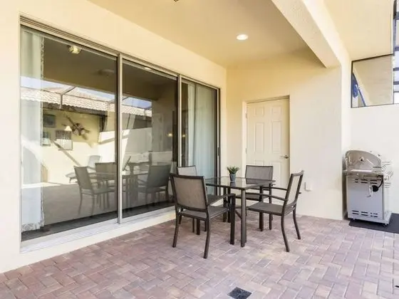 Windsor at Westside Homes by Atlas VH - Yerinde Yemek
