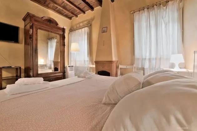 Wine Apartments Florence Trebbiano