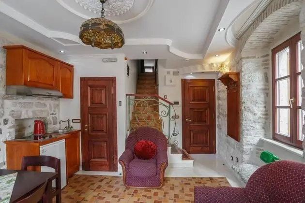 Wine house old town apartments - Mutfak