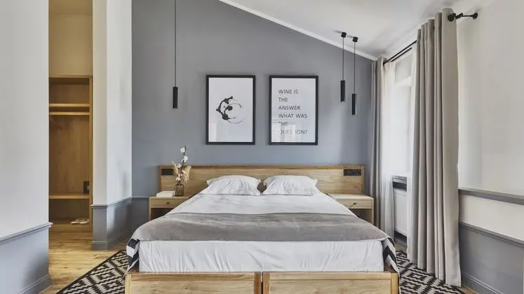 Wine & Pillow Hotel by Frapolli