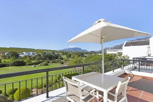 Winelands Golf Lodges 8