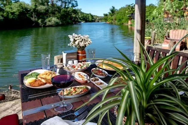 Wineport Lodge Agva - 9