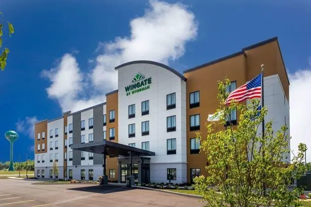 WINGATE BY WYNDHAM ANGOLA