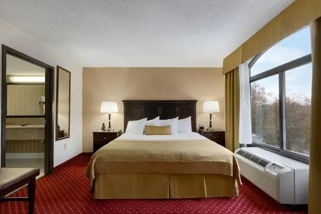 WINGATE BY WYNDHAM CHARLOTTE AIRPORT SOUTH/ I-77 