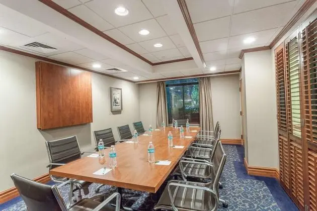 WINGATE BY WYNDHAM CHARLOTTE SPEEDWAY/CONCORD - İş / Konferans