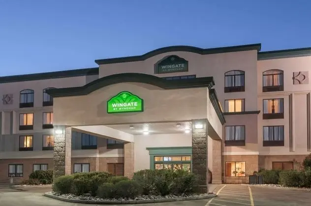 Wingate By Wyndham Edmonton West - 1