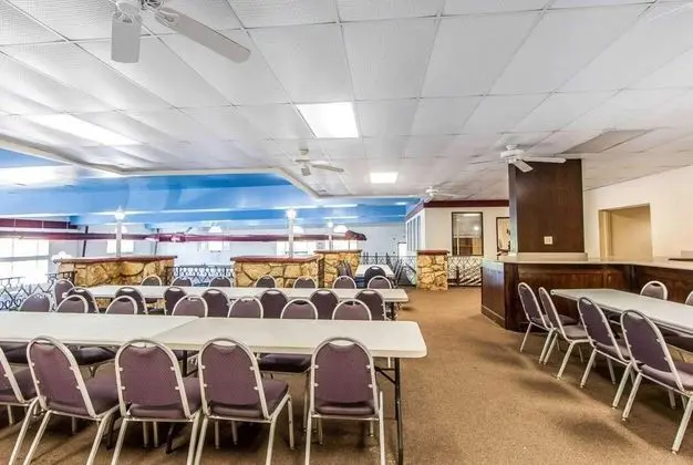 Wingate by Wyndham Marietta Conference Center - Havuz