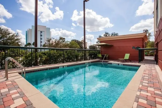 WINGATE BY WYNDHAM ORLANDO INTERNATIONAL AIRPORT - Havuz