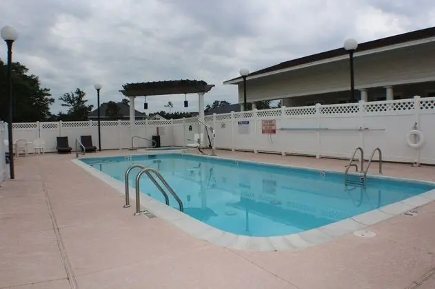 WINGATE BY WYNDHAM SOUTHPORT - Genel