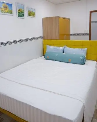 Winter Spring Colors House - Oda